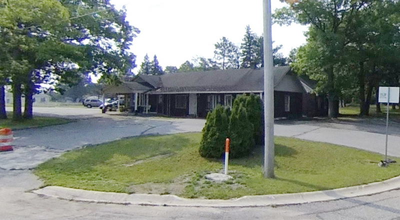 Wa-Wa-Jam Motel (Wawatam Motel, Wa-Wa-Tam Motel) - Matt Stehouwer Photo From Google Maps (newer photo)